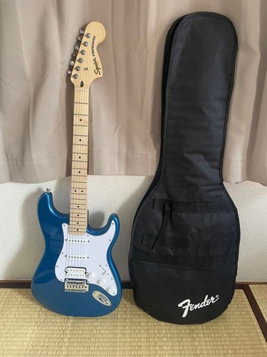 Fender stratocaster bleu avec - bleu,