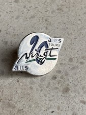 Pin’s AES Tours 20 Ans