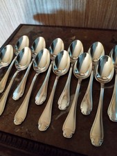 12 Petites Cuillères