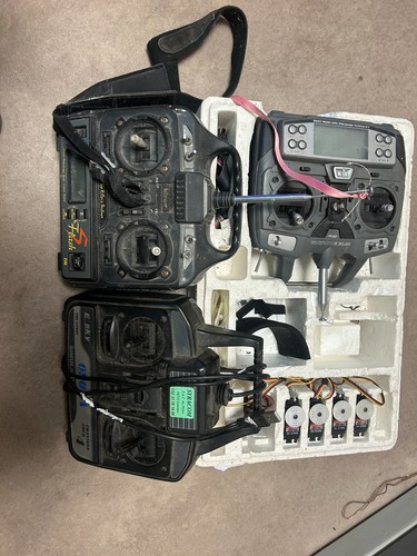 Lot radiocommandes - lot,