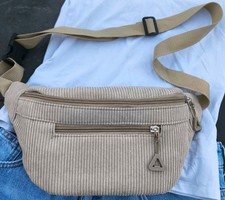 Sac banane beige tendance