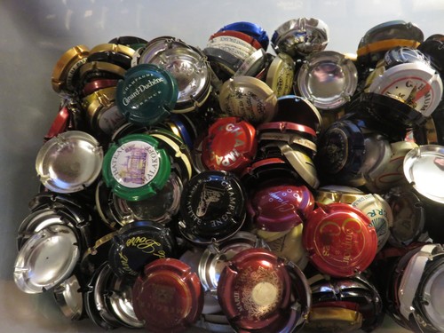 Lot 300 muselets de - 300,