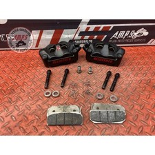 Paire d'étrier de frein avant