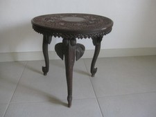 Ancienne table basse –
