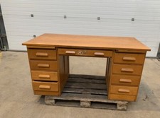 Ancien bureau ministre -