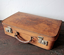 Ancienne Petite Valise de Voyage en cuir "Baise-en-Ville" Bagage Rétro Vintage