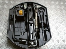 Cric (Ensemble depannage) PEUGEOT 208 1 PHASE 1 673695