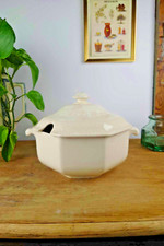"Villeroy & Boch" soup, Mettlach, made in Saar-Basin, cream white, BE