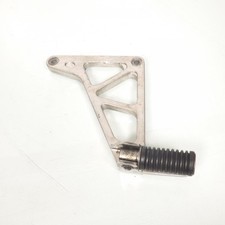 Platine de repose pied