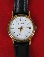 LUGER WOMENS FASHION WATCH GOLD TONE CLASSIC STYLE LEATHER BAND !!