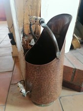 Grand seau à charbon ancien