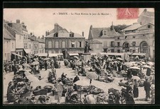 Old postcard Dreux, La Place Rotrou le jour du Marché 1905 
