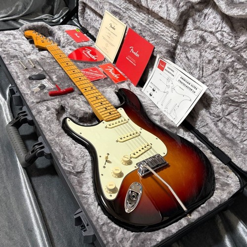 Guitare électrique gauche