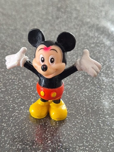 Figurine mickey mouse bras - mouse,