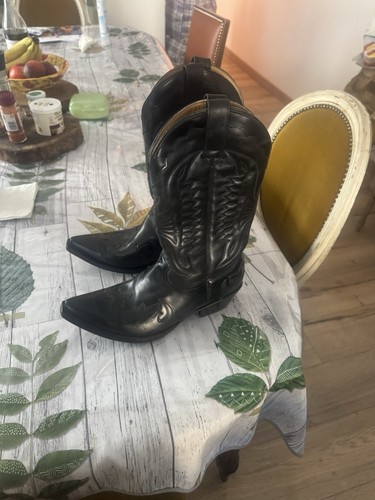 Bottes santiag femme cuir noir