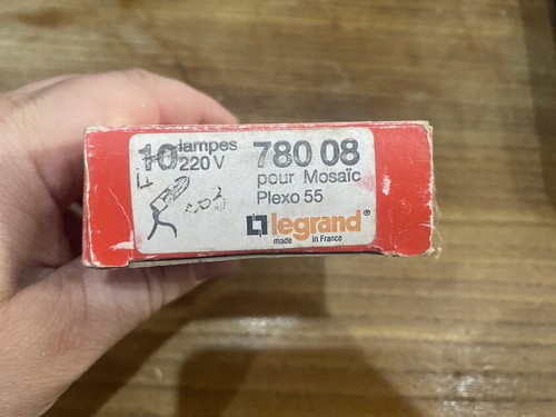 Lampes témoin legrand - 4,