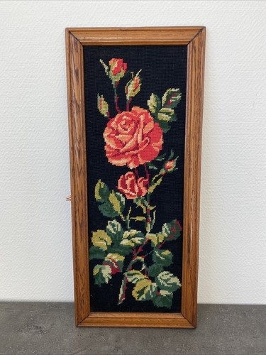 Ancien cadre canevas - cadre, roses