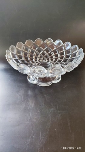 Coupe fruits sur pied - coupe, a