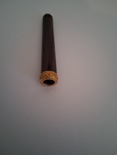 ANCIEN FUME CIGARETTE.