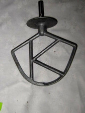 A Vintage Cast Alloy Kenwood Chef K Beater Mixing Attachment Pt No 17542
