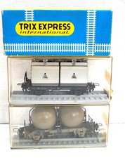 TRIX EXPRESS LOT DE 3 WAGONS