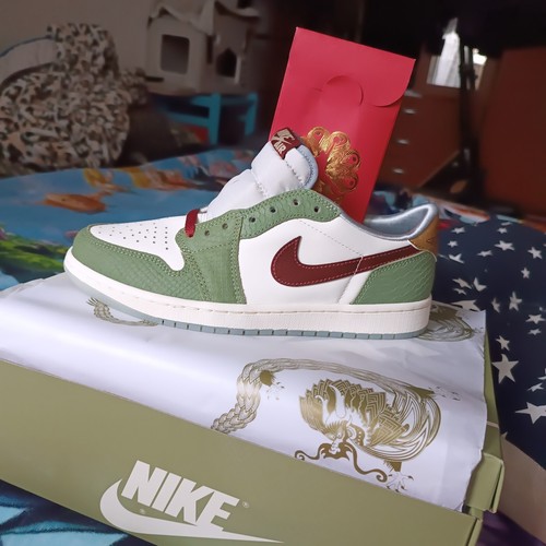 Air jordan low year the - 1, of