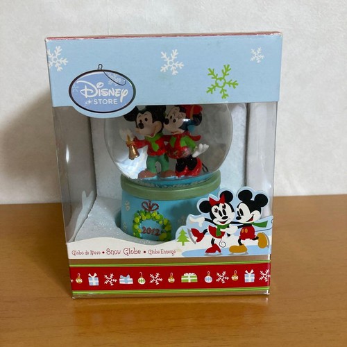 Disney store snow - store, globe