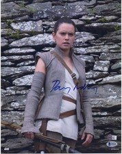 Daisy Ridley The Last Jedi Autographed 12" x 18" Photograph BAS - Movie Photos