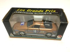 LAMBORGHINI SILHOUETTE / LES