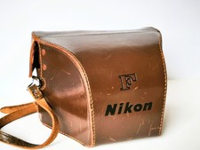 Nikon Genuine Leather Case For