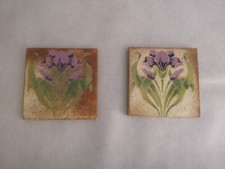 Iris lot de 2 anciens carreaux