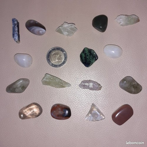 Lot pierres - 16,