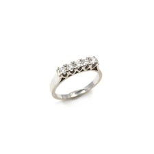 Bague en or blanc 18 carats