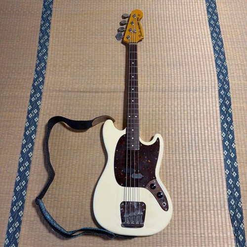 Corps fender mustang bass - corps,