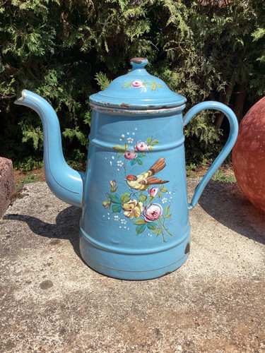 Cafetière émaillée ancienne