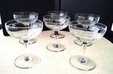 6 Coupes à champagne Vintage  Décor meulé  NOUVEAU