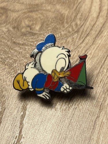 Pin vintage disney donald - vintage,