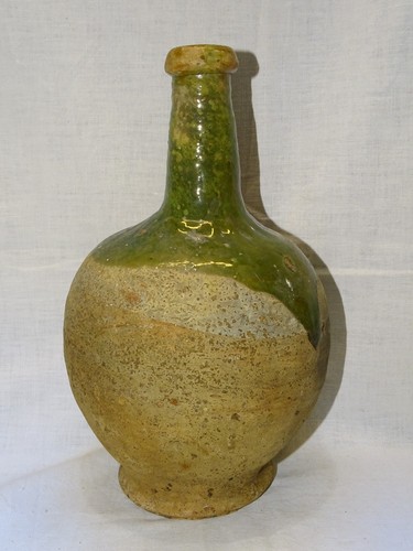 Ancienne bouteille terre - -,