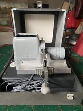 A 015 Projecteur De Diapo De