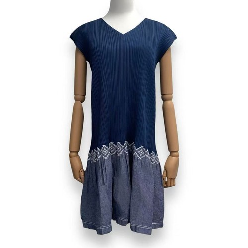 Pleats please issey miyake - pleats,