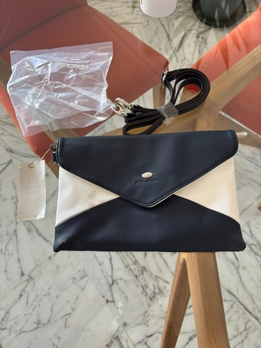 Très joli petit sac main - à,