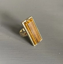 VINTAGE AUTHENTIC DYRBERG KERN GOLD TONE METAL RING Tigers Eye gemstone M 1/2 