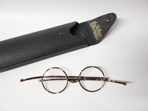 Ancienne paire lunettes - paire,