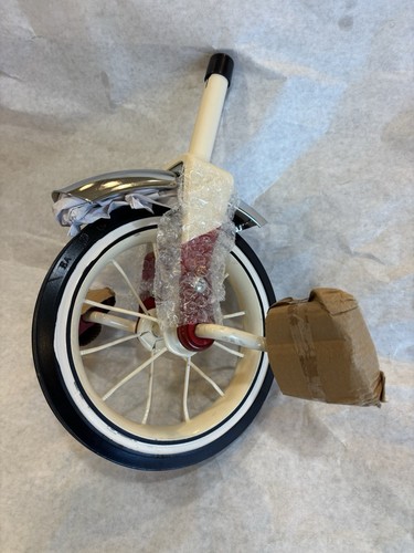 Radio flyer tricycle - flyer, front