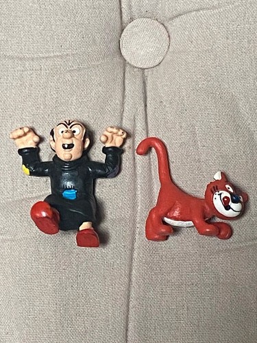 Figurines gargamel et - de,