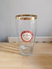 Grand verre à bière à
