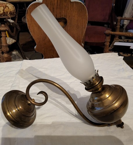 Applique lampe pétrole - a,