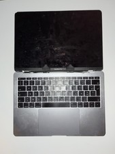 MacBook Pro 13” (2017) –