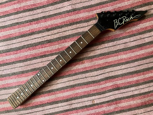 Rich platinum guitar - 80's,
