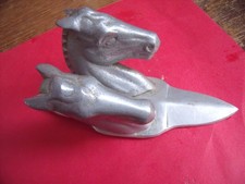 Mascotte de Capot pour